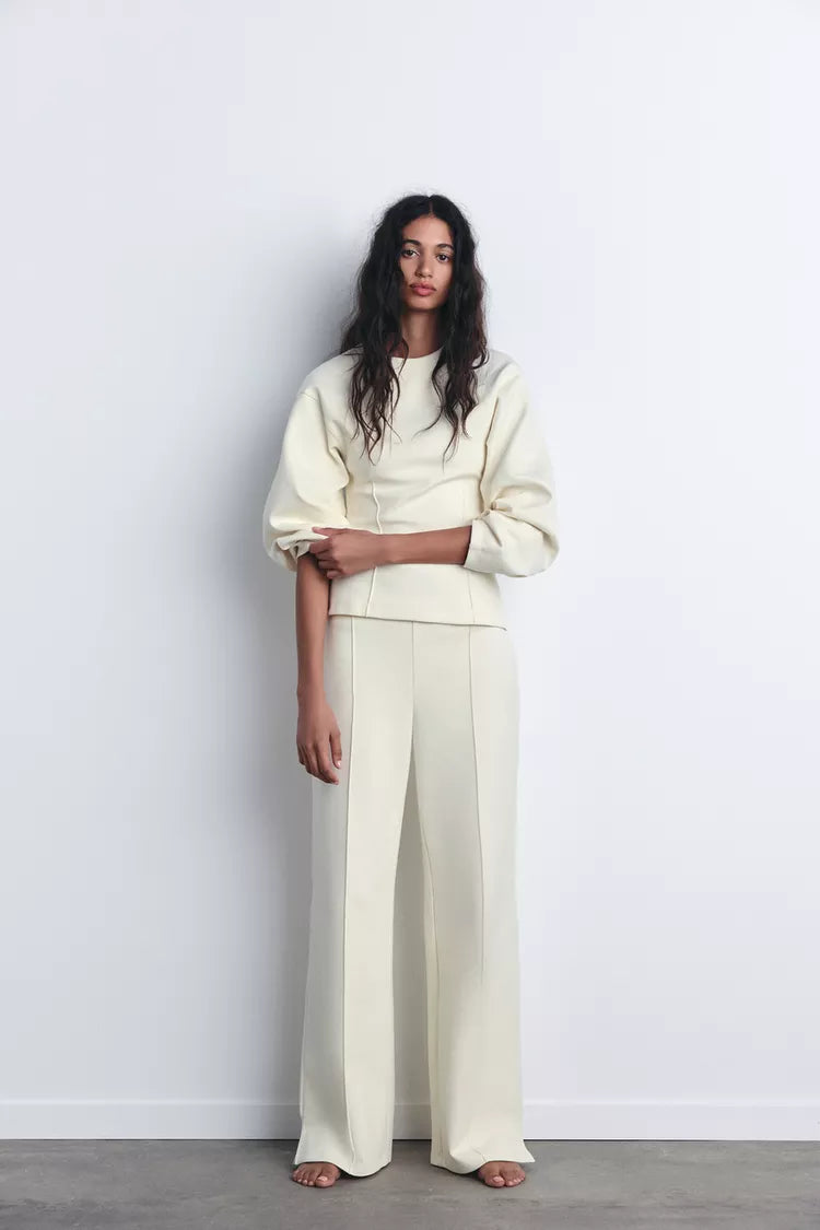 Creamy White / XS